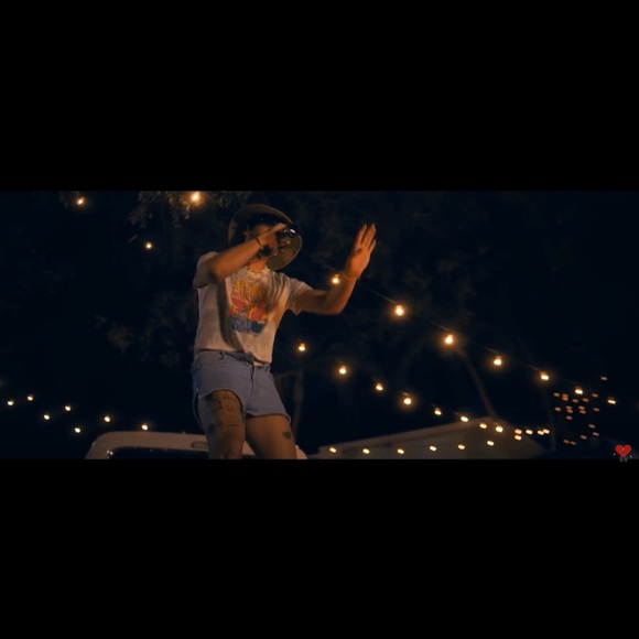 National Park Foundation Grand Canyon Crop Tee from Bad Bunny Moscow Mule Video - Picture 5 of 7